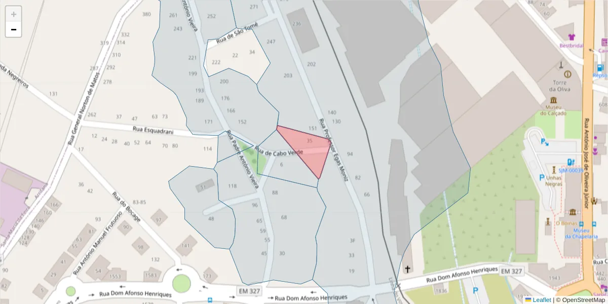 Mapa detalhado do código postal 3700-074 com limites, códigos postais vizinhos e agências dos correios