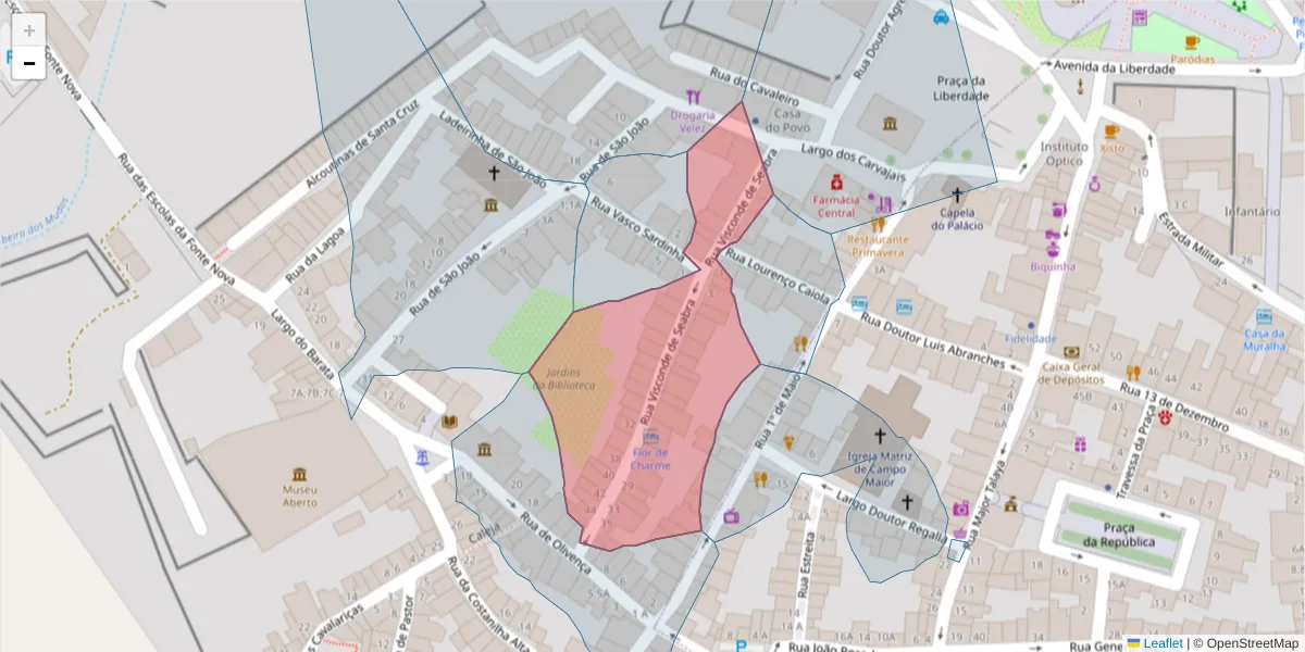 Mapa detalhado do código postal 7370-121 com limites, códigos postais vizinhos e agências dos correios